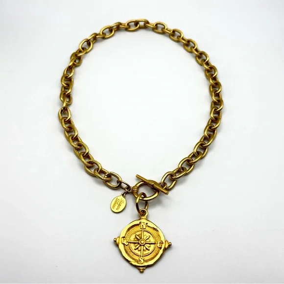 Susan Shaw Gold Tone Compass Pendant Toggle Necklace 16”24K Gold PlatedEUC